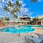 Miami Beach Oceanfront- Pool Bar & Gym & Spa