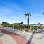 Fontainebleau Resort, With Balcony 10 Min From Sobe