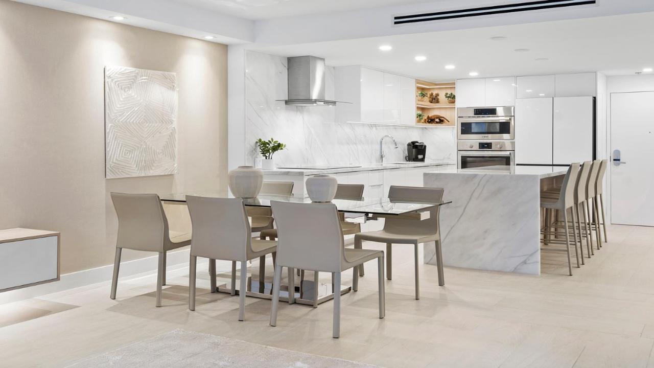 Apartment 3 Bedroom Private At Roney Palace -641 *