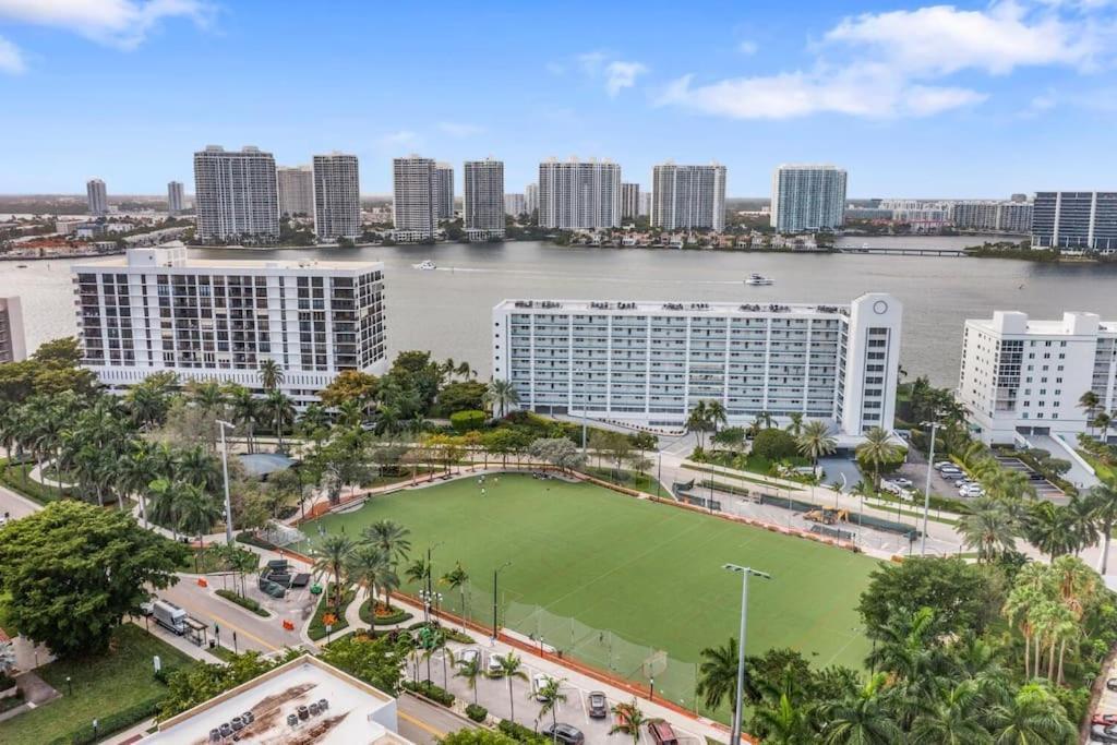 Apartment Spacious 1 Bed, 5min Walk To The Beach! Miami Beach