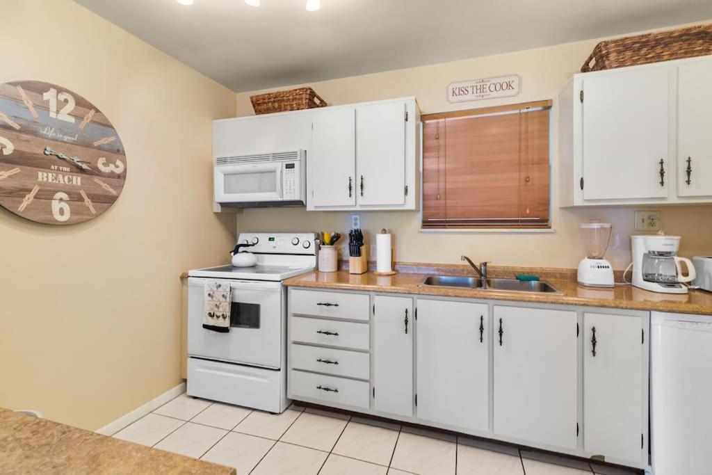 Apartment Spacious 1 Bed, 5min Walk To The Beach! Miami Beach