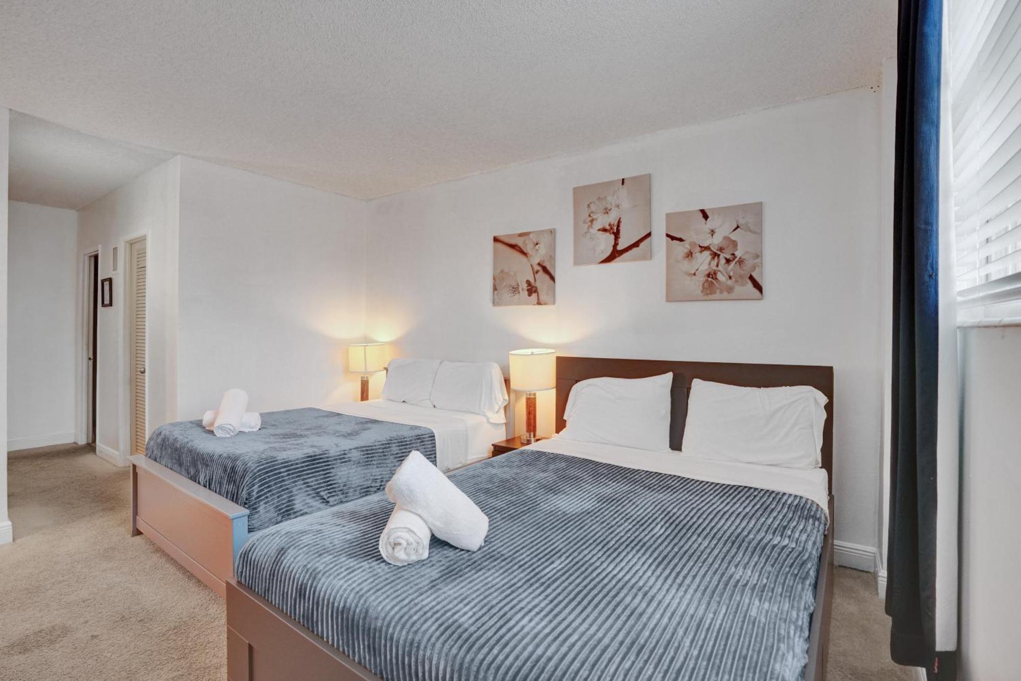 Ocean Reserve Luxury Across From Sunny Isles