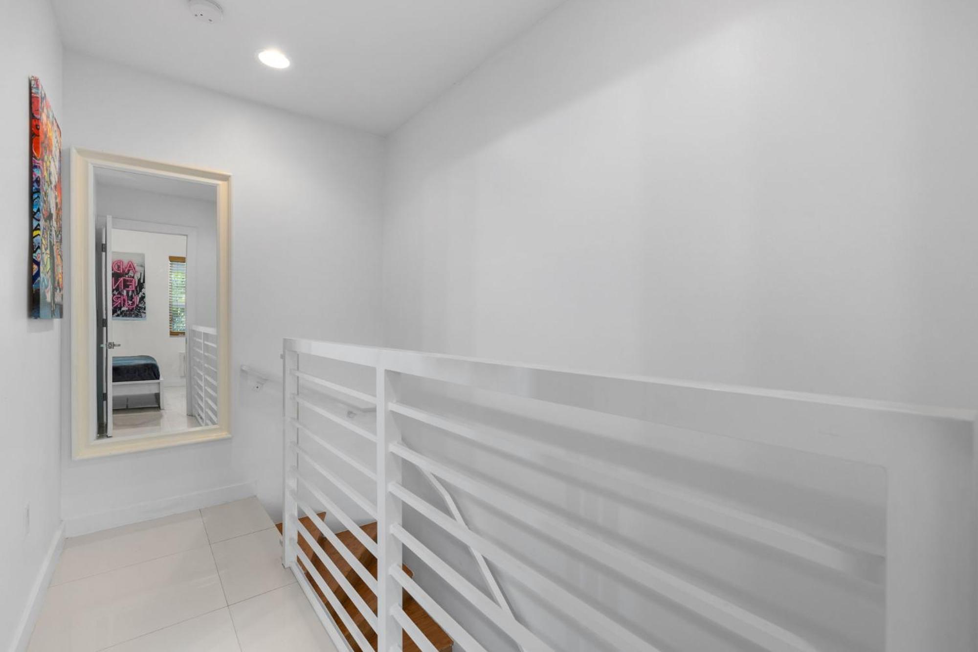 Tranquil Retreat, Comfortable In Apartment *
