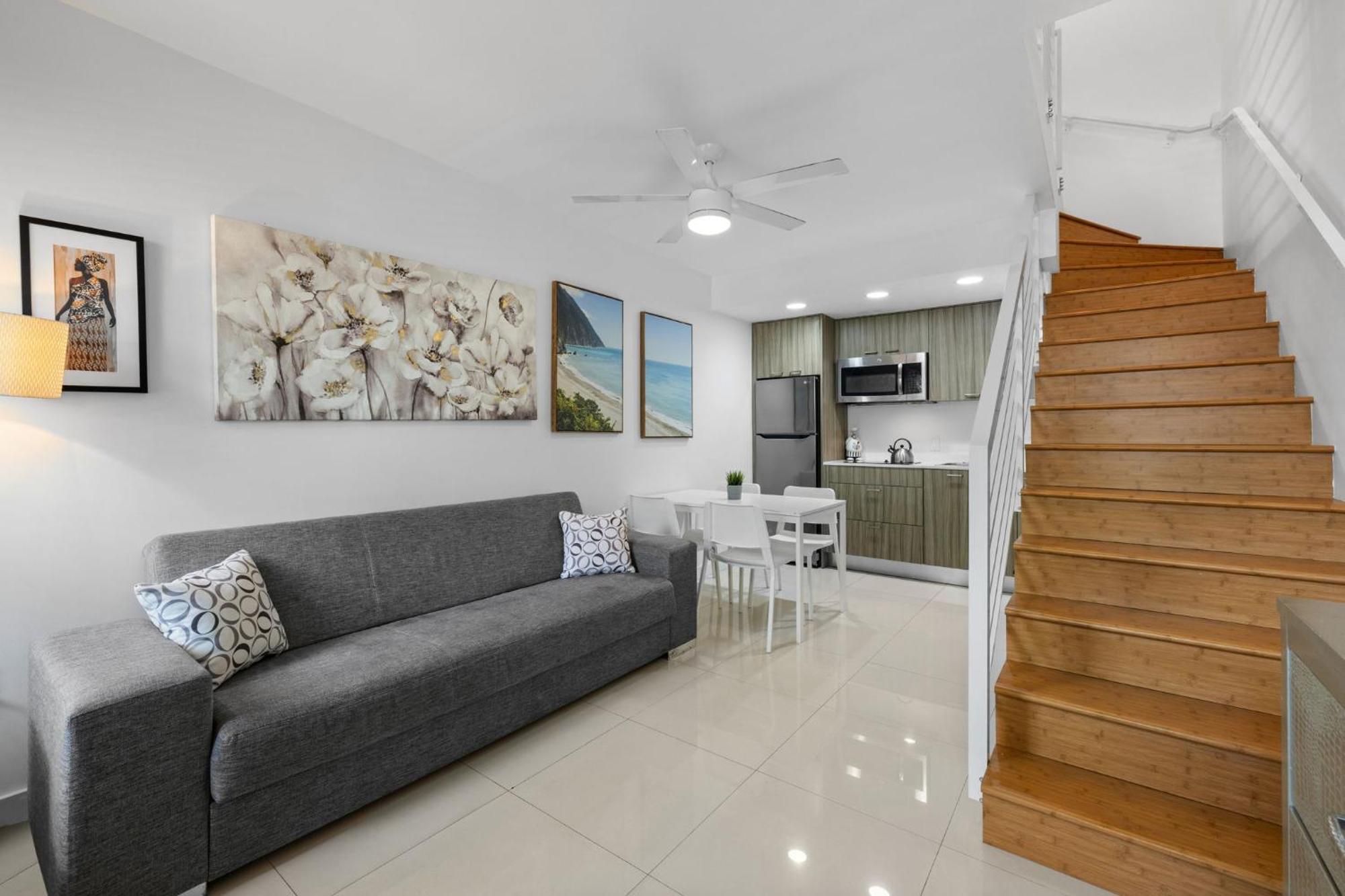 Apartment Tranquil Retreat, Comfortable In Miami Beach