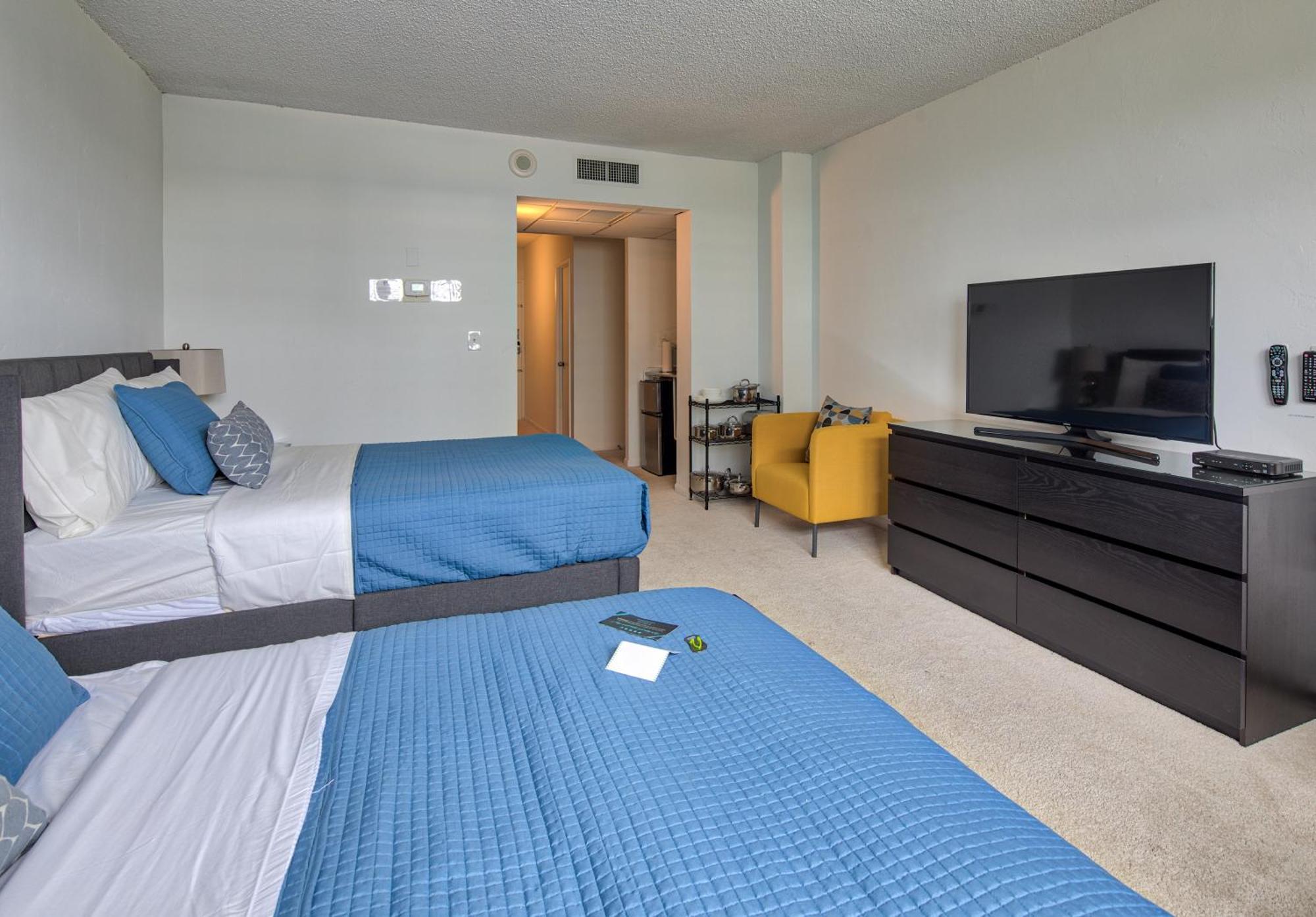 Ocean Reserve Luxury Across From Sunny Isles Apartment Miami Beach