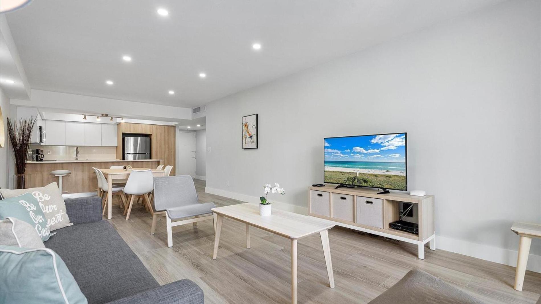 Ocean Reserve Luxury Across From Sunny Isles Apartment Miami Beach