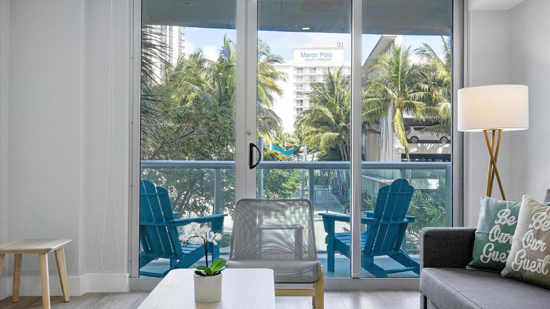Ocean Reserve Luxury Across From Sunny Isles Apartment