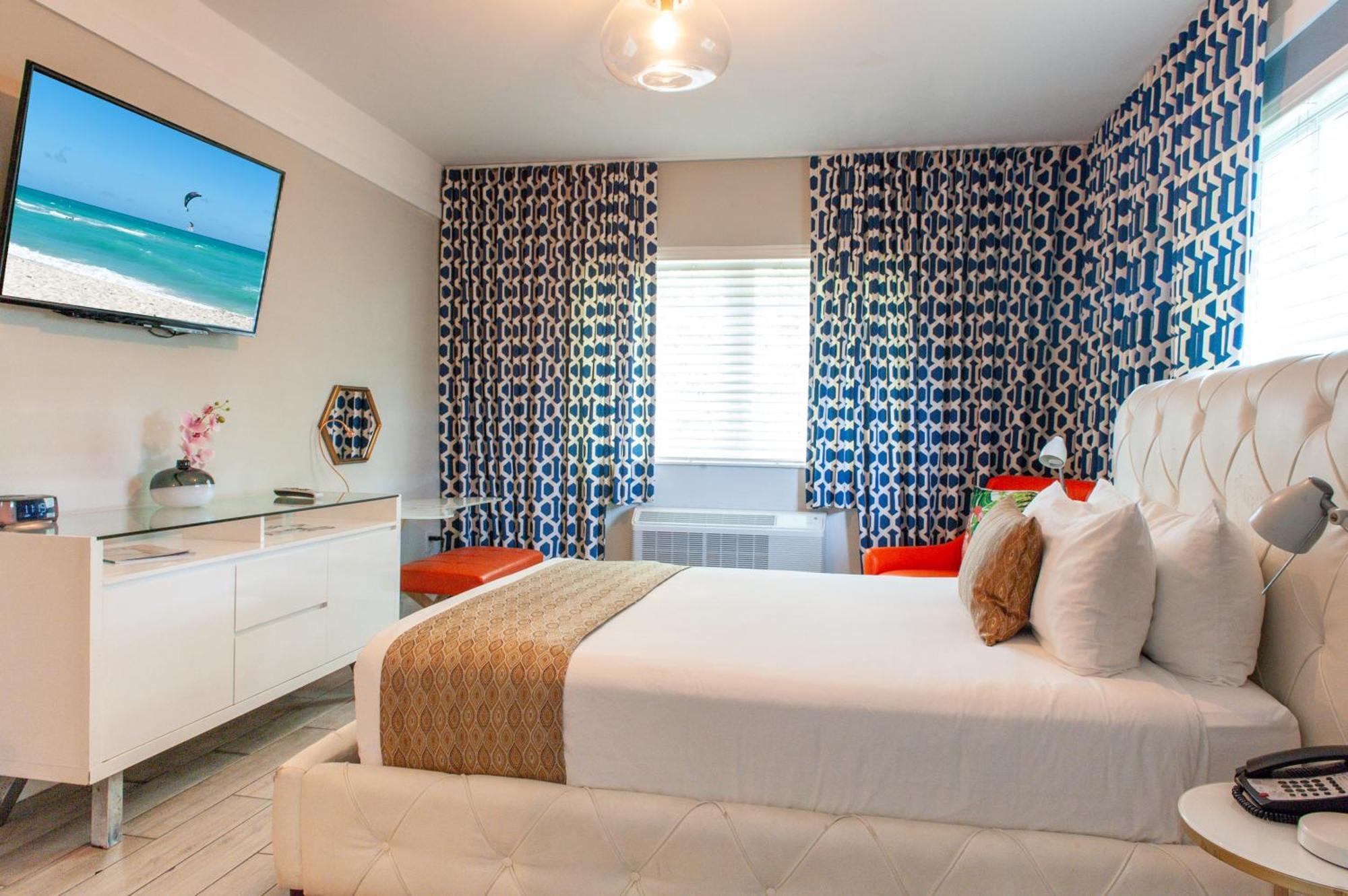 Oceanside Hotel And Suites 3*