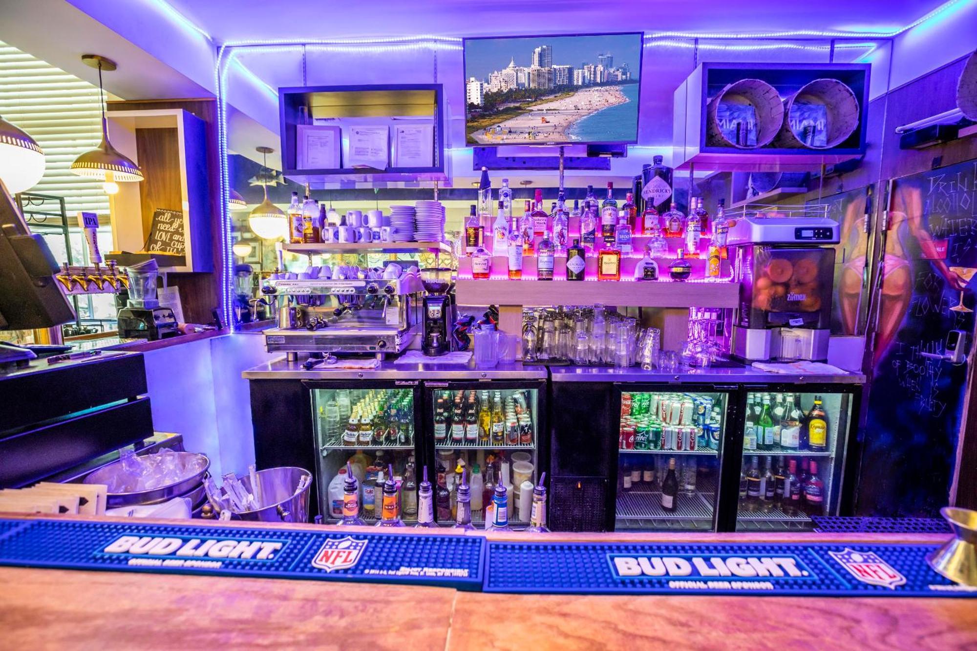Oceanside Hotel And Suites Hotel 3*