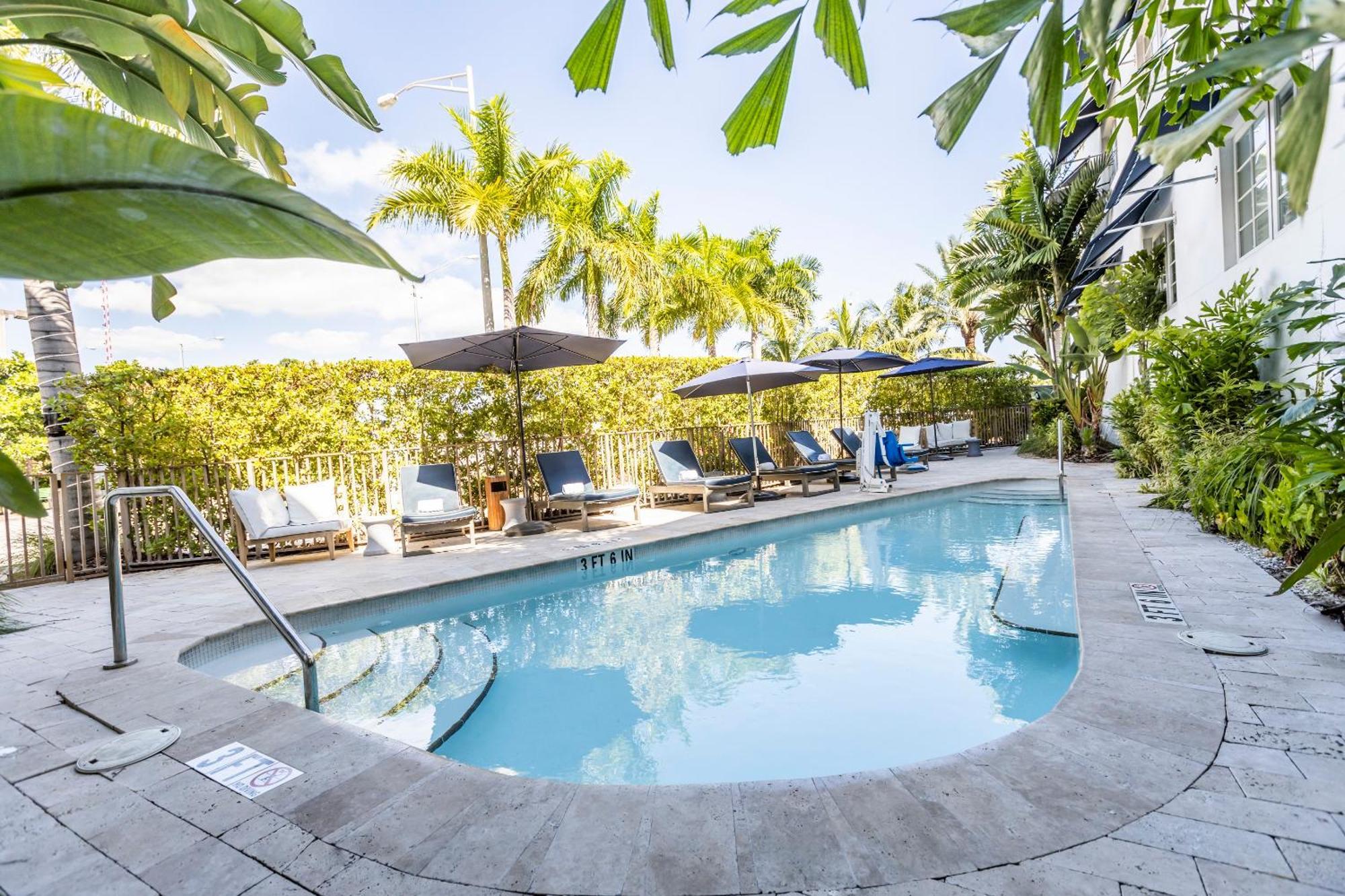 Oceanside Hotel And Suites 3*