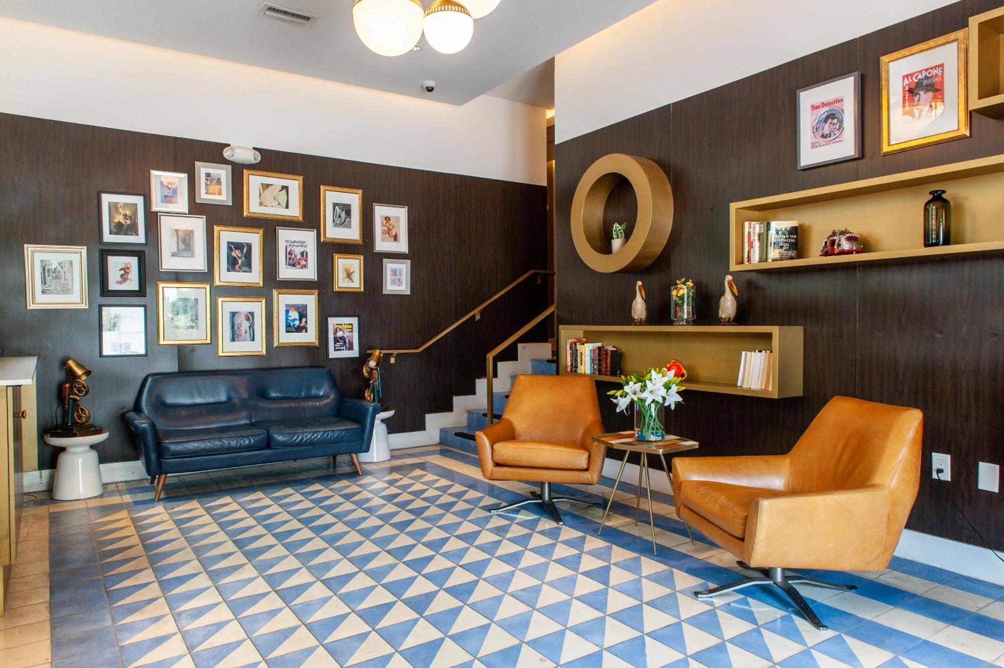 Oceanside Hotel And Suites Hotel