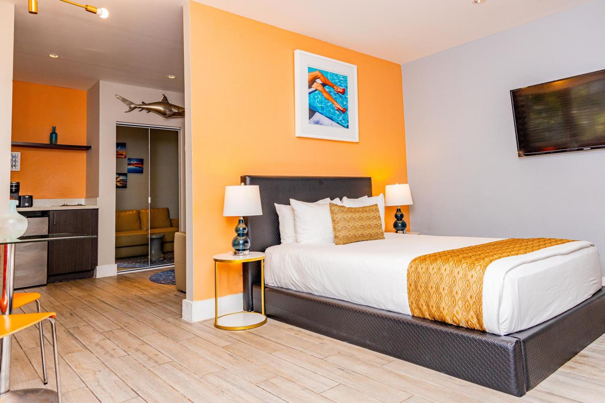 Oceanside Hotel And Suites Hotel 3*