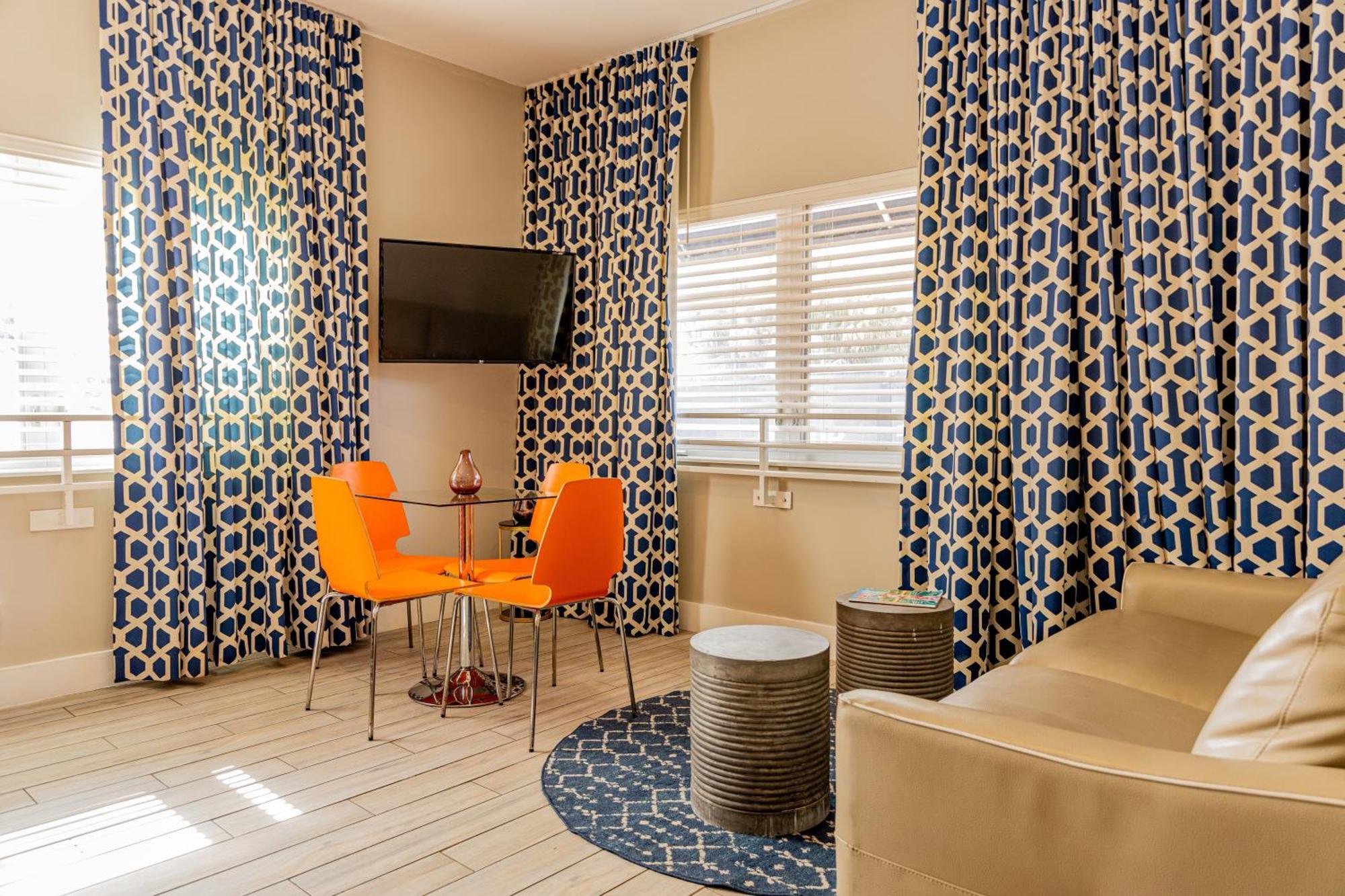 Hotel Oceanside Hotel And Suites Miami Beach