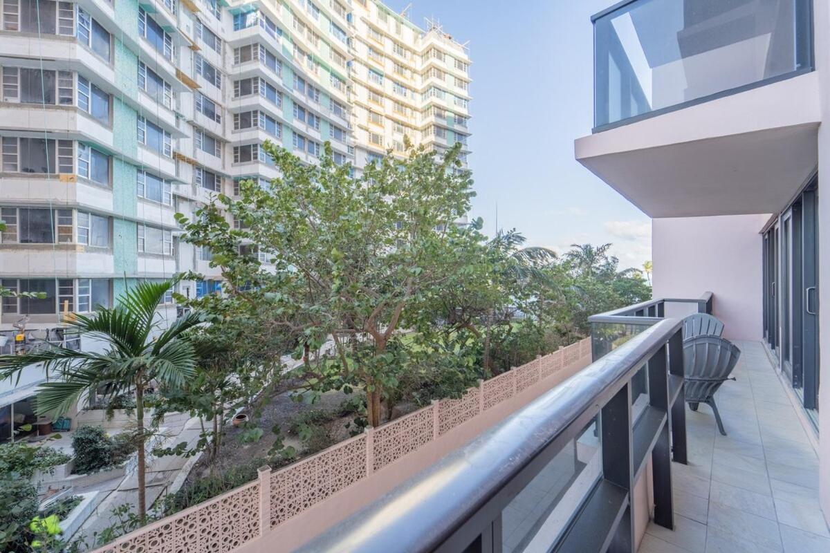 Miami Oceanfront- Pool Bar & Gym &