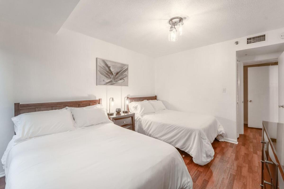 Apartment Miami Oceanfront- Pool Bar & Gym &