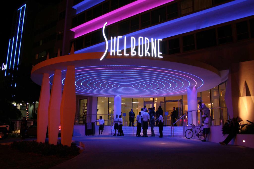 Deluxe And At The Shelborne