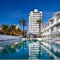Deluxe And At The Shelborne Miami Beach