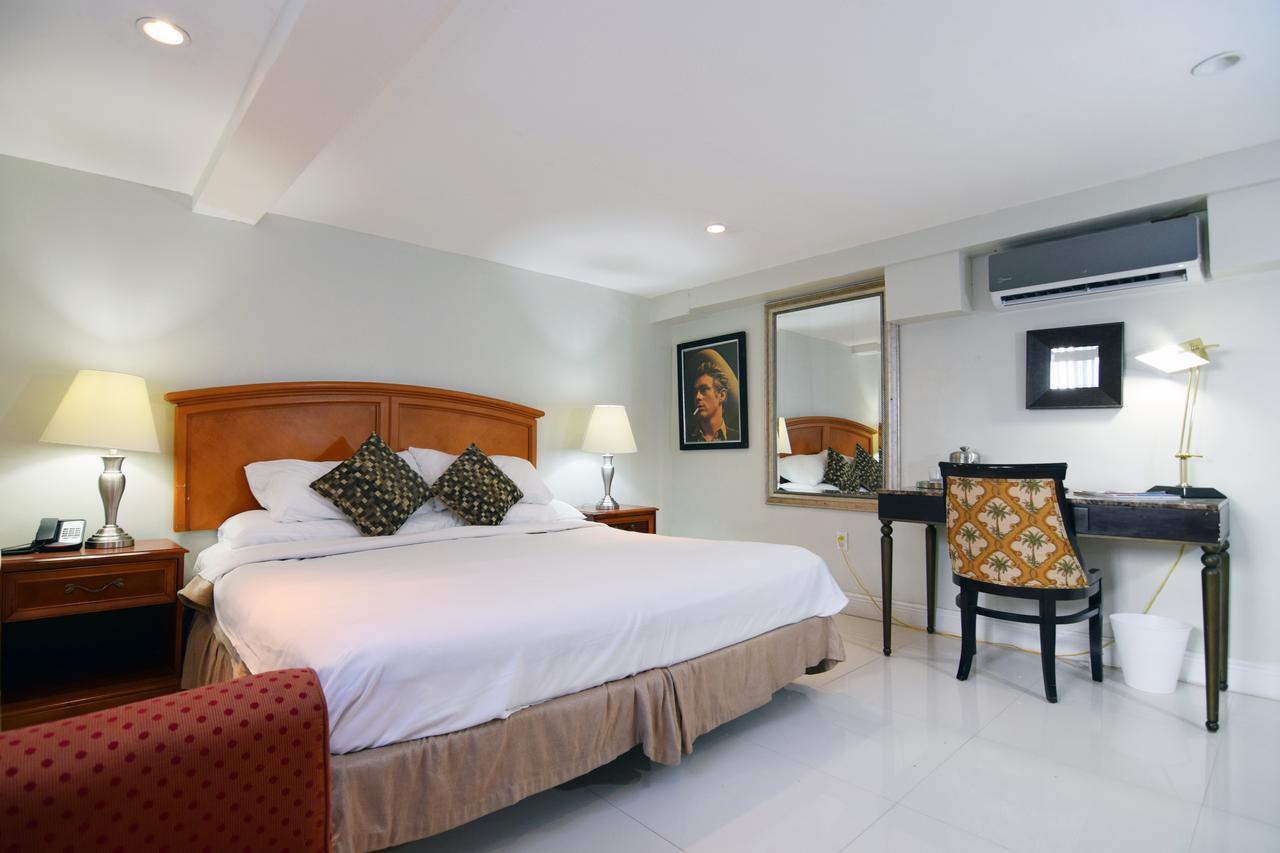 Harrison By Renzzi Hotel 3*