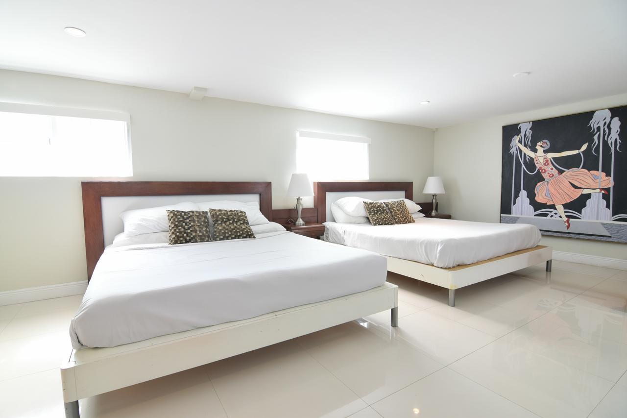 Harrison By Renzzi Hotel