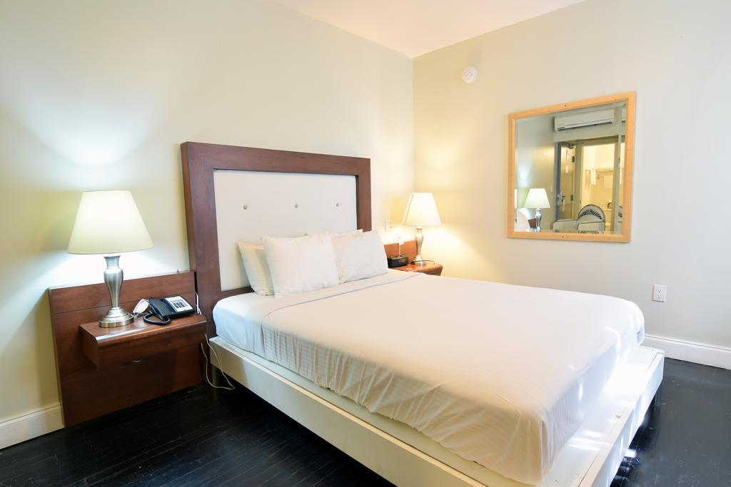 Hotel Harrison By Renzzi