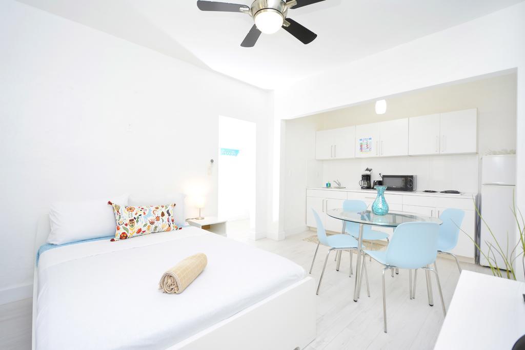 Art Deco Drexel * Miami Beach