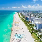2 Bedroom Ocean Drive Newly Renovated