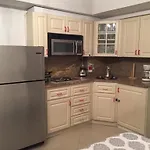 Ocean View Apartment In Miami Beach