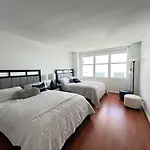 Pavilion Beach, Xl Balcony Suites