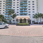 Sunny Isles Resort Condo Less Than Half-Mi To Beach!