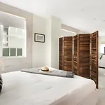 Roami At Ocean Drive