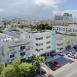 Ocean Beach Hotel