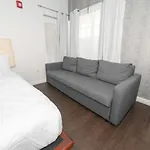 The New Hotel