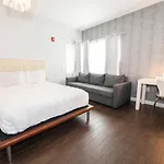 The New Hotel