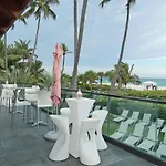 Deluxe Apartments By South Florida Vacations