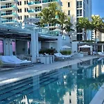Plustay: Miami Beach Oasis Resort
