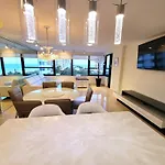 Luxury Beach Resort - Hora Rentals