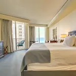 Beachfront High-Rise Condo With Pool And Tennis!