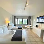 Charming Studio City View!
