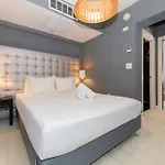 Sunny Days Apartments