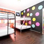 South Beach Rooms And Hostel