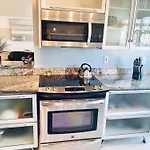 Bay & Ocean Views Lux 2Br 2Ba Condo! Miami Beach! Parking
