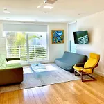 30 Guests Luxury South Beach Suites W Rooftop