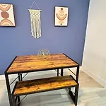 Tropical Studio Escape - Minutes From The Sand