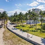 Super Beach Deal, Apt W/2 Queen Beds On Ocean Dr