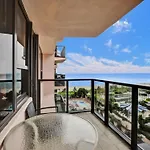 Stylish Ocean Beach Retreat Beach Service 1009