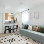 Spacious Apt In The Heart Of South Beach