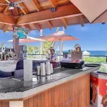 Oceanfront Condo Beach Service 411