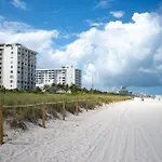 Ocean Drive Apartments