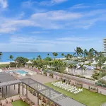 Amazing Ocean View Condo Beach Service 607