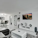 Ocean View Condo Beach Service 808